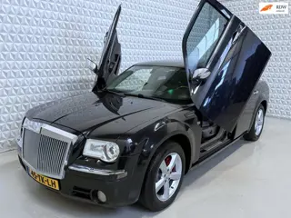 Chrysler 300C 2.7 V6 met VLEUGELDEUREN! 152.000km (2004)