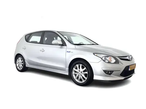 Hyundai i30 1.6 CRDi i-Motion *AIRCO | CRUISE | PDC | COMFORT-SEATS | TOWBAR | 16''ALU*