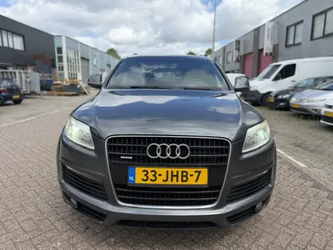 Audi Q7 3.0 TDI quattro Pro Line + 5+2