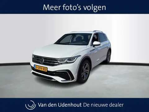 Volkswagen Tiguan 1.5 TSI R-Line | Camera | Winterpakket | Elec achterklep | Multimedia |