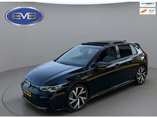 Volkswagen Golf 1.5 eTSI AUTOMAAT R-Line Business, panoramadak, harman/kardon, sfeerverlichting, dig
