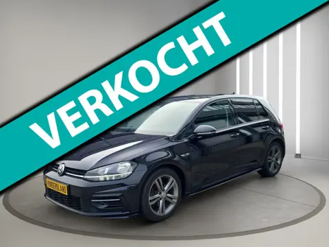 Volkswagen Golf 1.0 TSI Highline Business R-line (nieuwe distributie en beurt)