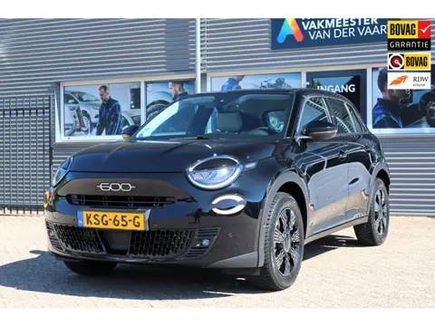 Fiat 600 1.2 Hybrid Urban