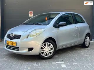 Toyota Yaris 1.3 VVTi Terra AIRCO CV MFSTUUR APK CENTRALE VERGRENDELING