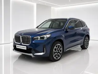BMW X1 xDrive25e xLine | 19" | Camera | Panorama | Trekhaak | Stoel/Stuurverwarming