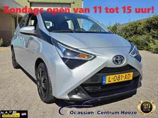 Toyota Aygo 1.0 VVT-i x-Play, Camera! Carplay! VAN/VOOR Weken!