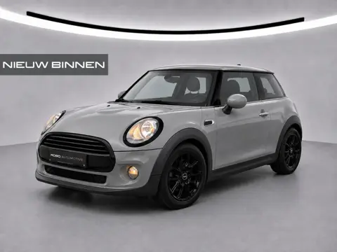 MINI 3-deurs 1.5 Cooper Pepper | John Cooper Works | Stoelverwarming | Parkeersensoren | Cruise Cont