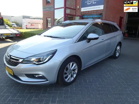 Opel Astra Sports Tourer 1.6 Innovation Airco Navi Camera Cruise Dealer Onderhouden