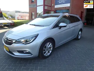Opel Astra Sports Tourer 1.6 Innovation Airco Navi Camera Cruise Dealer Onderhouden