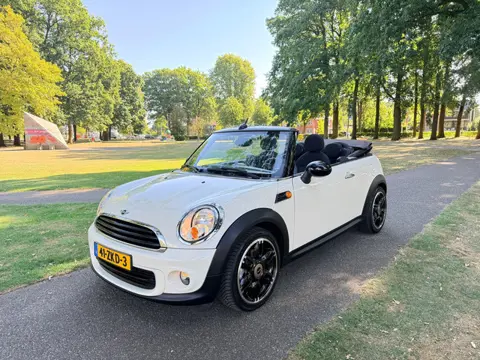 Mini Cabrio 1.6 Cabrio Mooie sportieve uitvoering *NAP*