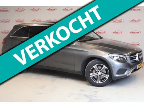 Mercedes-Benz GLC-klasse 250 4MATIC Edition 1, Dealer OH, Wegd trekhaak, Panodak, All season banden,