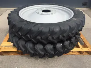 ALLIANCE 320/95R46