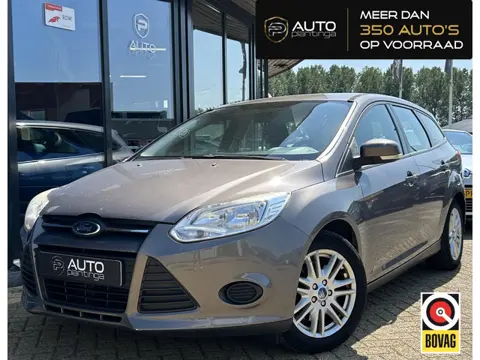 Ford Focus Wagon 1.6 EcoBoost Trend 150PK | DEALERONDERHOUDEN | NL AUTO | Trekhaak | 1500KG TREKGEWI