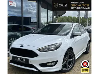 Ford Focus 1.0 ST-Line 125PK | NL AUTO | Achteruitrijcamera | Navigatie | Grote Spoiler | 18 Inch | 