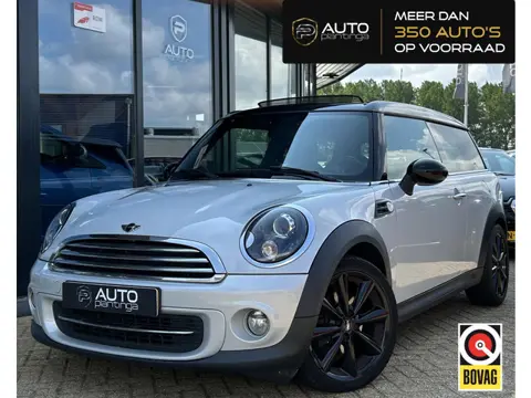 MINI Clubman 1.6 Cooper 122PK | PANO | Stoelverwarming | Bi-Xenon | Parkeersensoren | Lichtmetalen V
