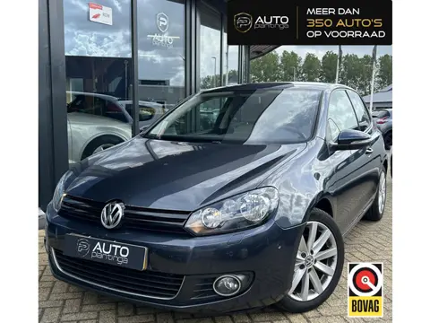 Volkswagen Golf 1.4 TSI Highline 122PK | AUTOMAAT | Stoelverwarming | Carplay | Parkeersensoren Voor