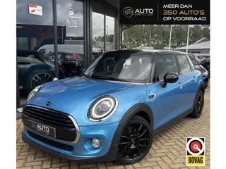 MINI 5-Deurs 1.5 Cooper Chili 136PK | PANO | NL AUTO | Luxe Stoelen | Parkeersensoren | Airco | Navi