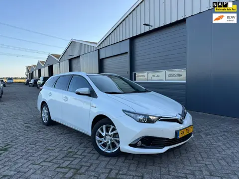 Toyota Auris Touring Sports 1.8 Hybrid Lease PANO/CAMERA/CRUISE