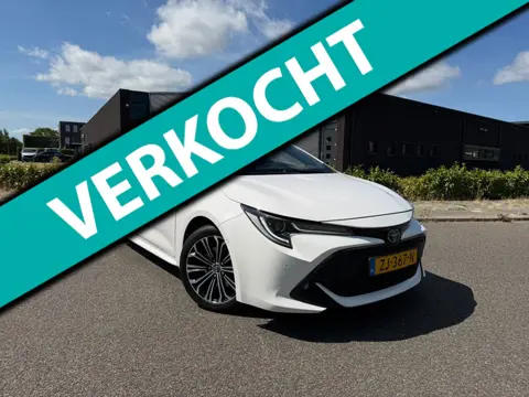 Toyota Corolla Touring Sports 2.0 Hybrid Style | Panoramadak | Camera | Navigatie | Lichtmetalen-Vel
