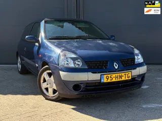 Renault Clio 1.6 | Airco | 3 Deurs | E-Ramen | 05-2027 Apk |