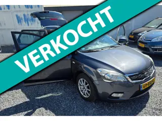 Kia Cee'd 1.4 CVVT Seven stationwagen nwe apk