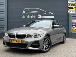 BMW 3-serie Touring 330i Business Edition Plus | Camera