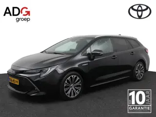 Toyota Corolla Touring Sports 1.8 Hybrid First Edition | Parkeersensoren | Stuur en Stoelverwarming 