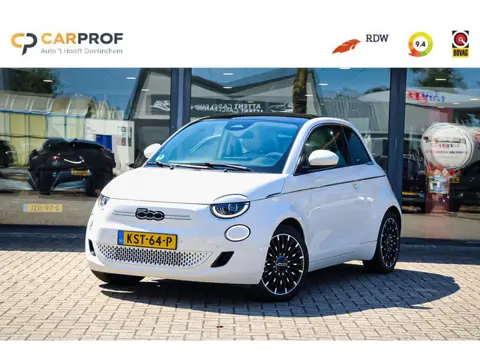 Fiat 500e La Prima by Bochelli PANO / JBL / LEDER / ACC