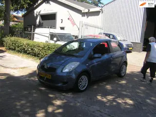 Toyota Yaris 1.3 VVTi Terra 199 d km airco nieuwe apk