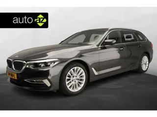 BMW 5 Serie Touring 520i Luury Line / HIFI / Park assist / Leder / Trekhaak / Comfortstoelen / LED /