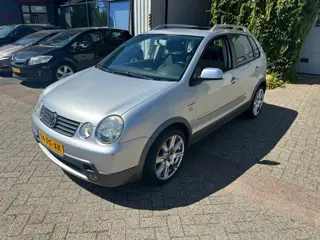 Volkswagen Polo 1.4-16V FUN
