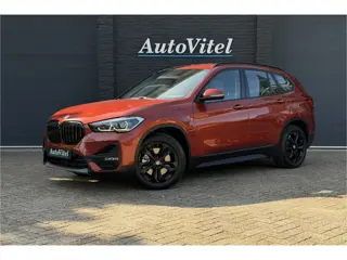 BMW X1 xDrive25e | Elektrische Klep | PDC V + A | LED | Apple Carplay | DAB | 35x op voorraad !