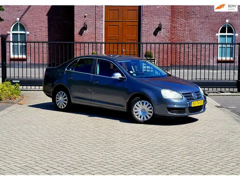 Volkswagen Jetta 2.0 FSI Comfortline Business / Airco / 1e eigenaar / Dealer onderhouden / Cruise co