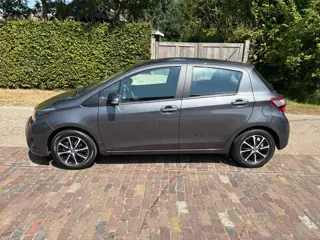 Toyota Yaris 1.0 VVT-i Connect apple carplay, camara, bluetooht NL Auto