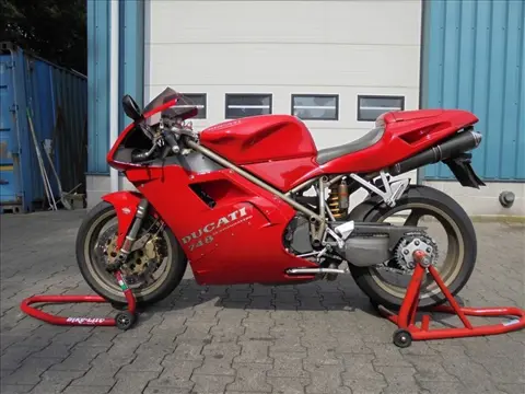 Ducati 748 BIPOSTO