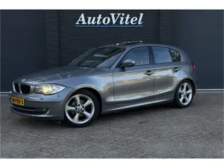 BMW 1-serie 116i EffDyn. | Panodak | Sportleder | Stoelverwarming | PDC A | Clima