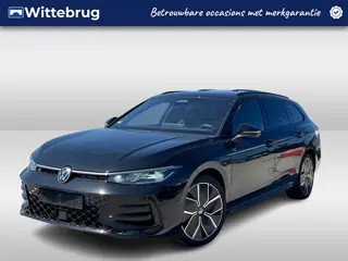 Volkswagen Passat Variant 1.5 eHybrid 272pk R-Line DSG Automaat Black Style / Panorama schuifdak / L