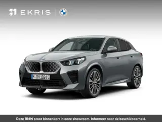 BMW iX2 eDrive20 Pure Edition 67 kWh M Sportpakket | Premium Pack