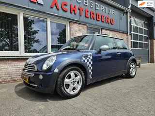 Mini 3-Deurs 1.6 Cooper Park Lane Xenon! Panorama/Schuifdak! Leuke Auto! Airco!