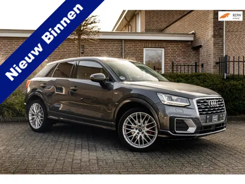 Audi Q2 40 TFSI quattro S Edition 250 PK Aut. 3x S-Line Trekhaak Stoelverwarming Half Leder 19''