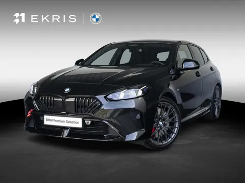 BMW 1 Serie 123 xDrive | M Sportpakket Pro | Innovation Pack | 19 inch | Comfort Access | M Adaptief