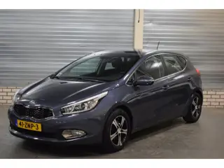 Kia Cee'd 1.6 GDI Plus Pack 73.000KM Dealer Onderhouden+ Navigatie|Bluetooth|Camera|Trekhaak|