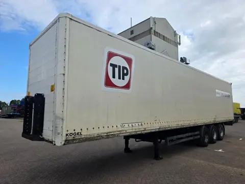 Kögel BPW - Drum Kögel 3-assige geslotenbak oplegger - BPW assen - Trommelremmen - Luchtvering PM320