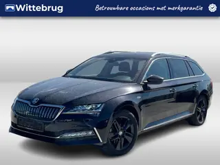 Škoda Superb Combi 1.4 TSI 218pk iV Laurin & Klement / Panoramadak / Leer / Elec. Trekhaak / App. Co