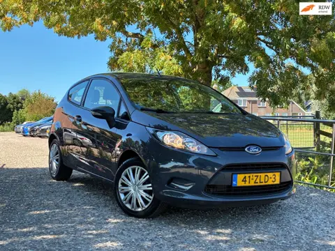 Ford Fiesta 1.25 Champion | Met Airco nu € 3.450,-!!!
