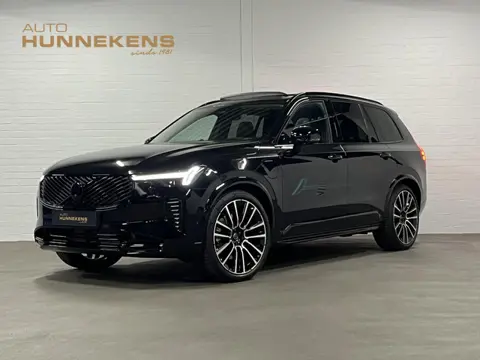 Volvo XC90 2.0 T8 Plug-in hybrid AWD Ultra Black Edition Luchtvering | Trekhaak | Open dak | Bowers 