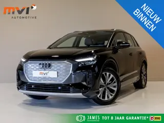 Audi Q4 e-tron 35 Launch edition 55 kWh 170pk / Panoramadak / Trekhaak / Lederen bekleding / Navigat