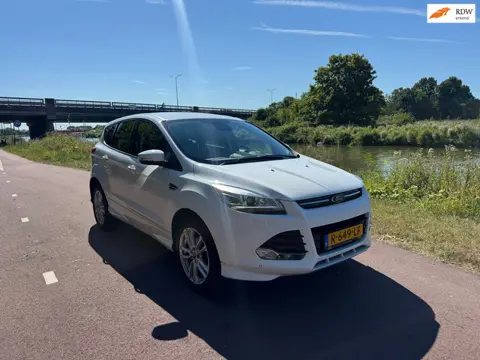 Ford Kuga 1.5 Titanium ST-Line|Dis=V.V|Luxe uitv.|Trekh.|