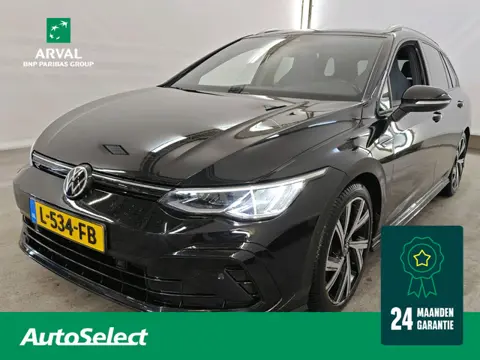Volkswagen Golf Variant 1.5 eTSI 150pk Automaat R-Line interieur & exterieur | Trekhaak | Bestuurder