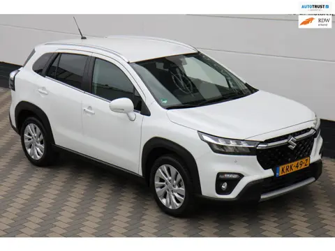 Suzuki S-Cross 1.4 Boosterjet Smart Hybrid Carplay BTW !!